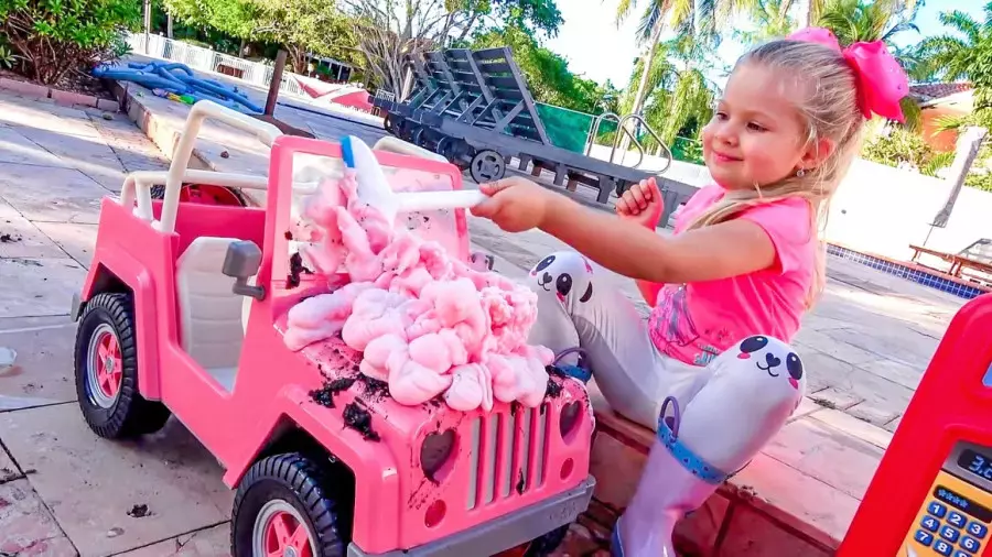 کارتون دیانا و روما: لحظات شیرین و سرگرم‌کننده برای کوچولو ها