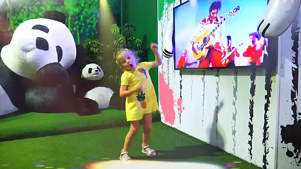 برنامه کودک ناستیا و ماجراهای شگفت‌انگیز در موزه با خرس بامزه!