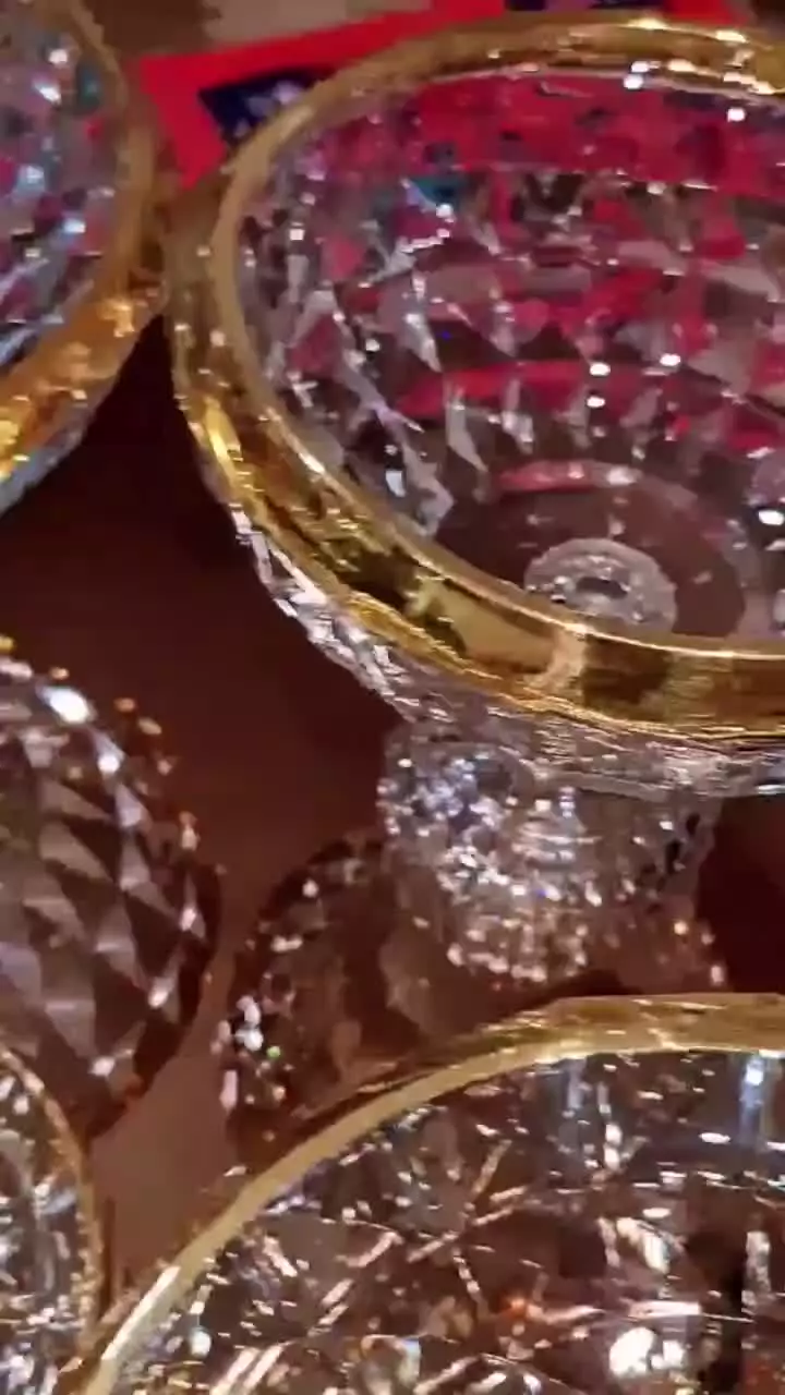 سرویس کریستال