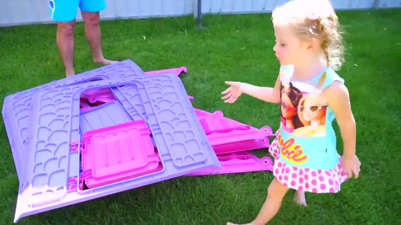 ماجراجویی‌های ناستیا و بابایی: چگونه خانه‌ای رویایی بسازیم!