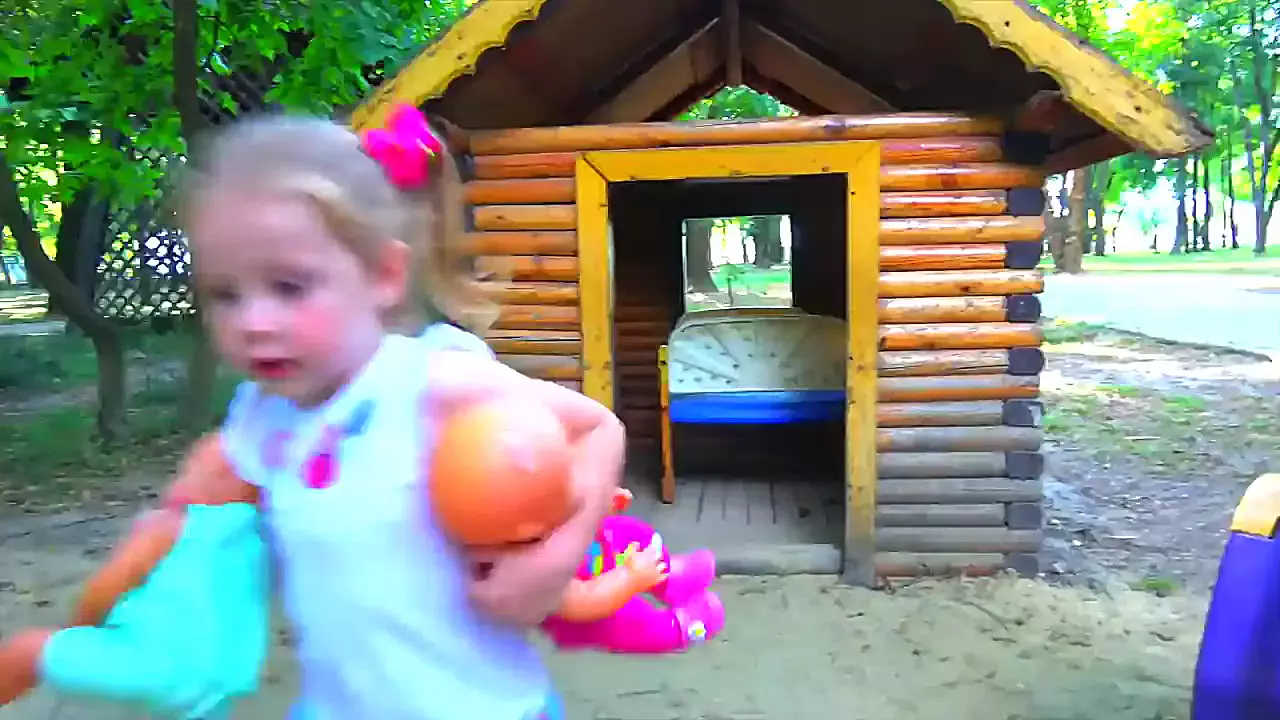 کارتون ناستیا و بابا: ماجراهای فراموش‌نشدنی در خانه درختی