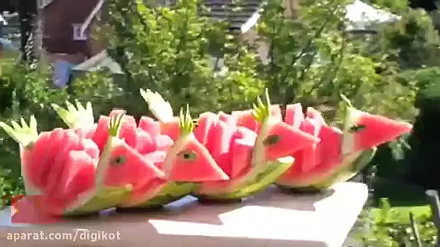 سفره آرایی جذاب شب یلدا با هندوانه: نکات طلایی سفره شیک یلدا