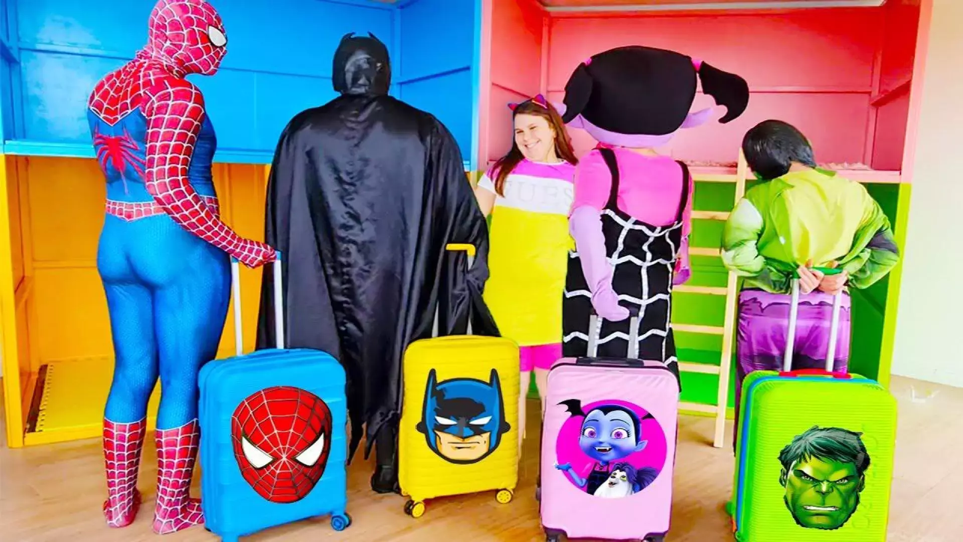 مرد عنکبوتی و دوستانش: ماجراجویی‌های هیجان‌انگیز ابرقهرمانان!