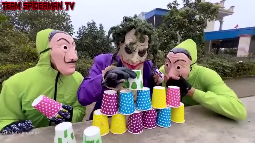 مرد عنکبوتی و ماجراهای هیجان‌انگیز قهرمانان کوچک!