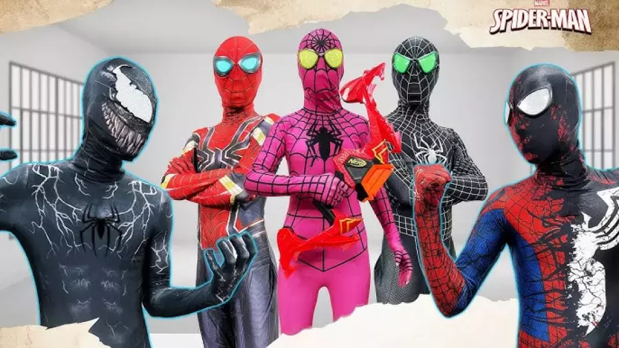 مرد عنکبوتی و اسپایدرمن: نبردی هیجان‌انگیز در دنیای کودکان!