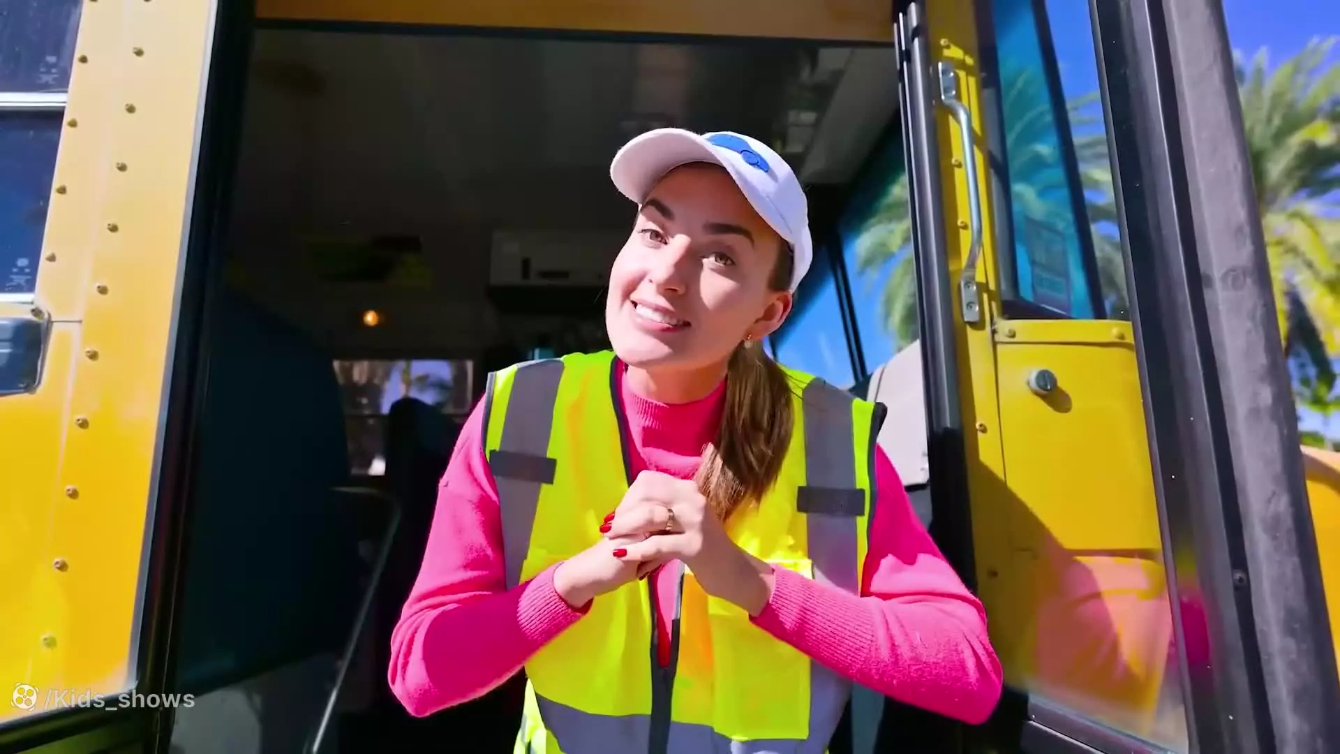 ولاد - ولاد و نیکی - کارتون ولاد و نیکی طولانی خنده دار چالش تفریح اتوبوس مدرسه