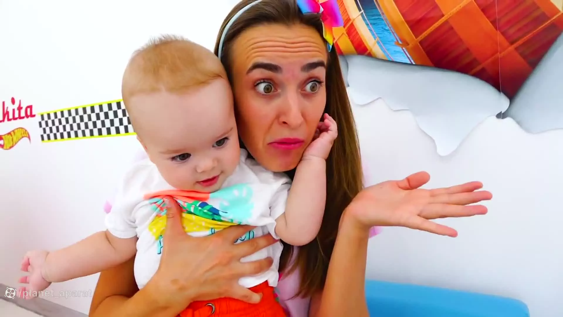 سرگرمی کودک - برنامه کودک ولاد و نیکی - چالش خنده دار جعبه ها -سرگرمی