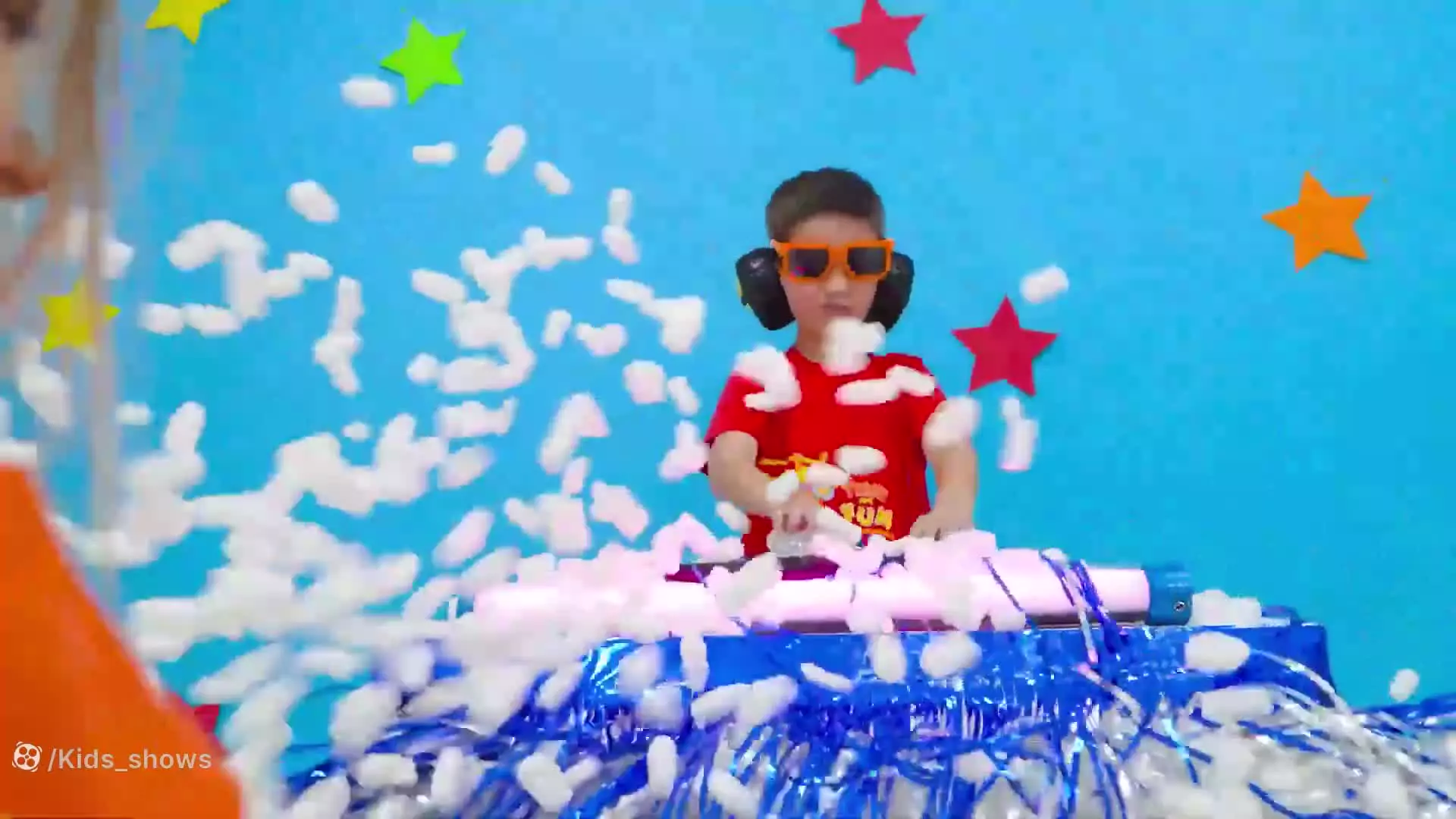 ولاد - ولاد نیکی - کارتون ولاد و نیکی جدید خنده دار ولاد و دوستان شهر اسباب بازی