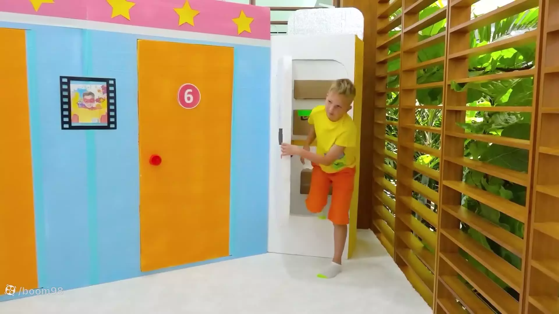 ولاد - ولاد و نیکی - کارتون ولاد و نیکی جدید خنده دار چالش اسباب بازی های بزرگ