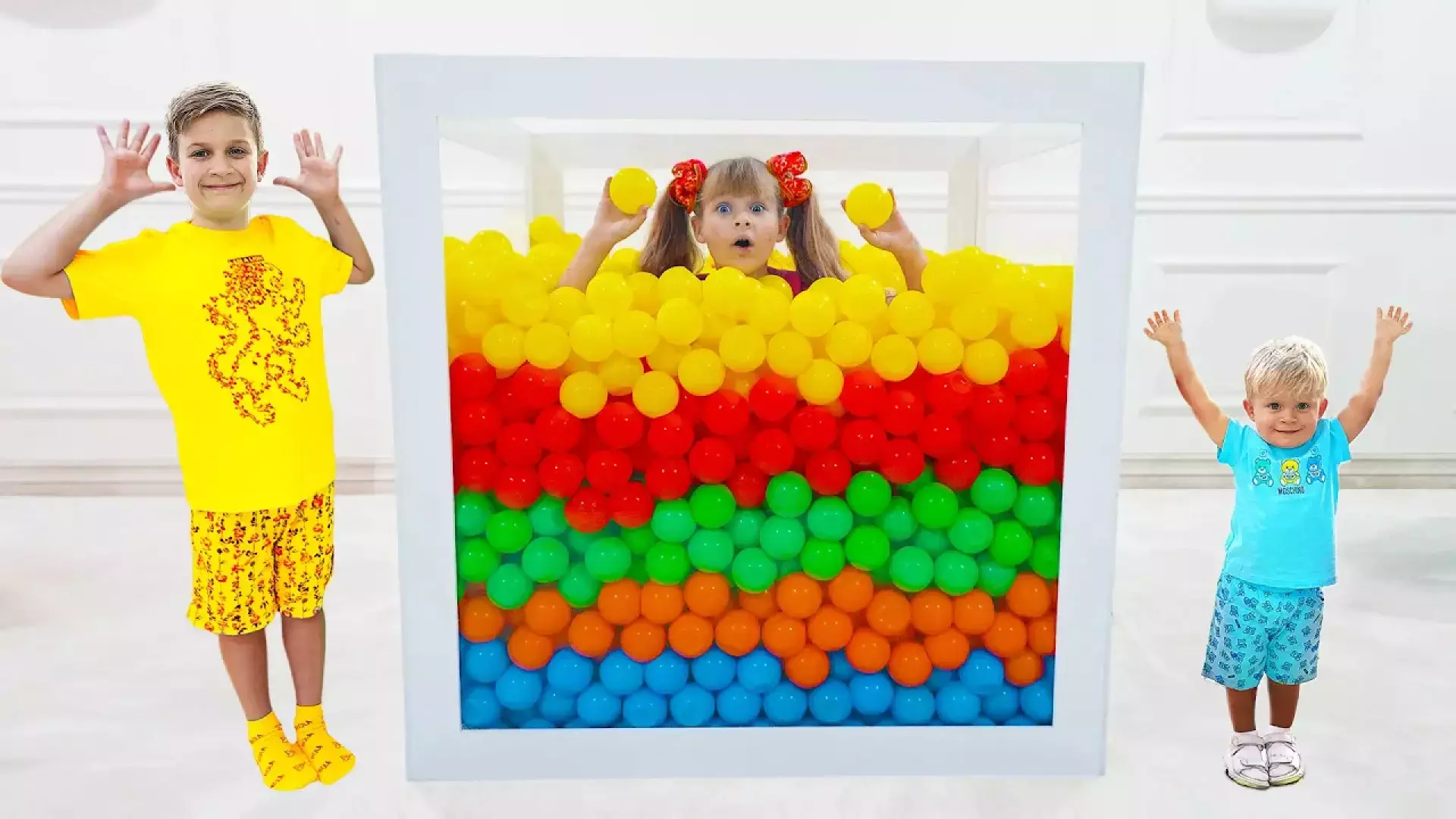 برنامه کودک ماجراجویی‌های دیانا و روما: توپ بازی با الیور