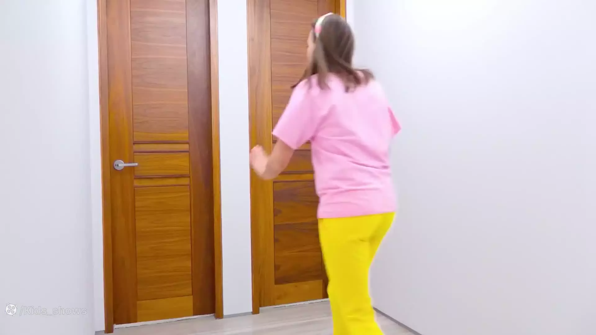 ولاد و نیکی - برنامه کودک - ولاد و نیکی و نمایش خنده دار - کودک سرگرمی تفریحی