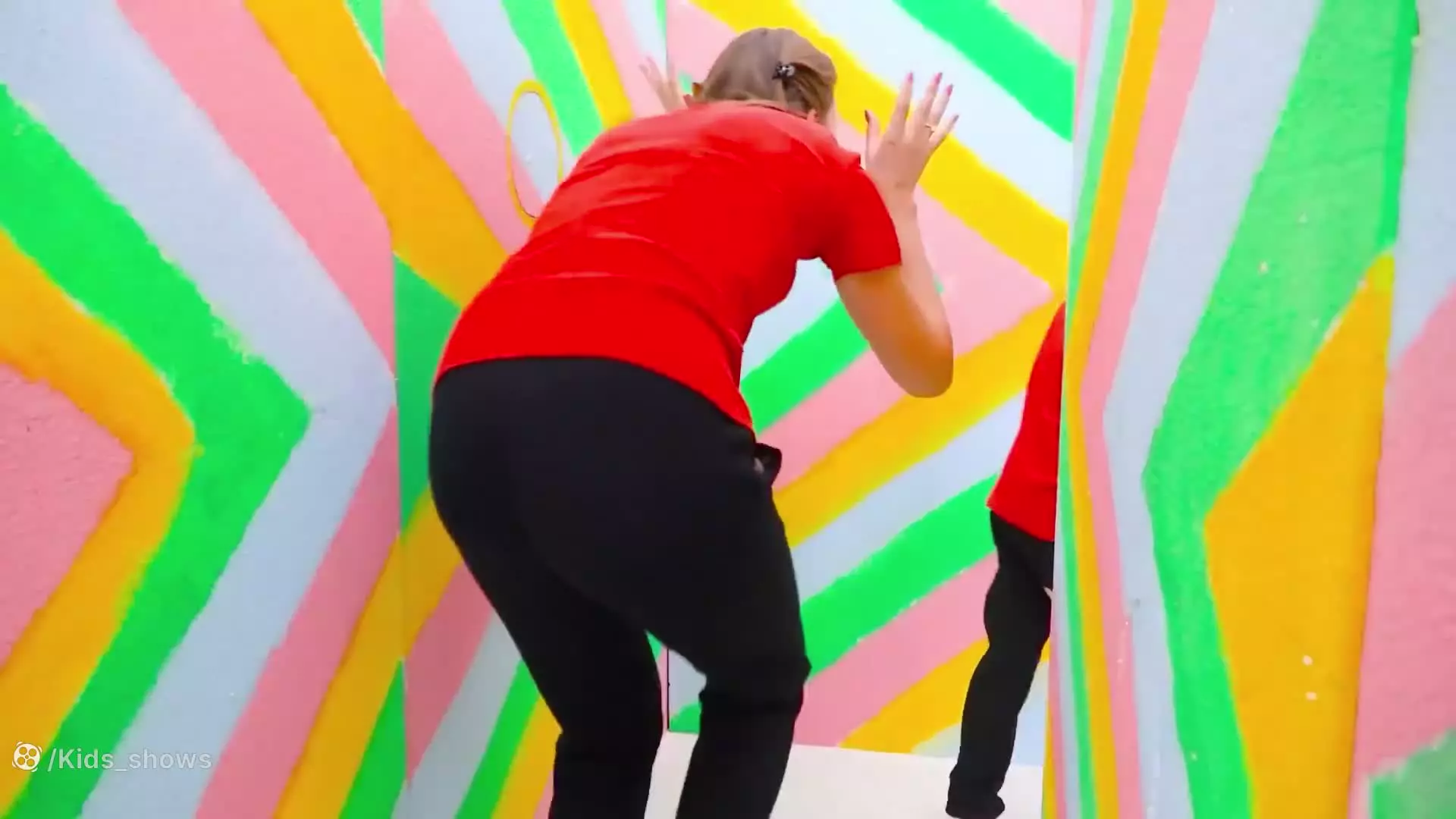 ولاد - ولاد و نیکی - کارتون ولاد و نیکی جدید خنده دار چالش هزار تو ترستاک