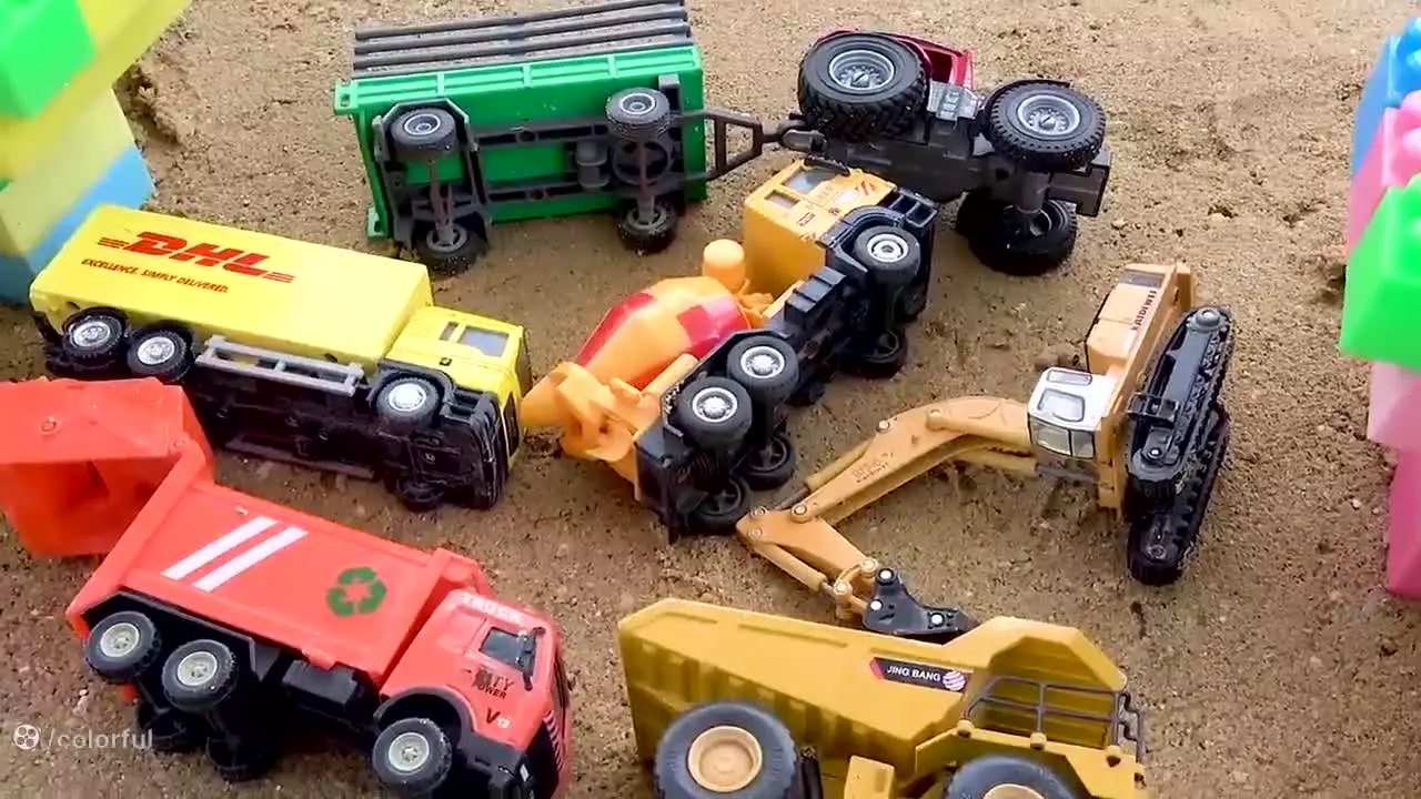 ماشین بازی کودکانه - اسباب بازی ماشین ها ، اسباب بازی ماشین هیولا، کارتون ماشین