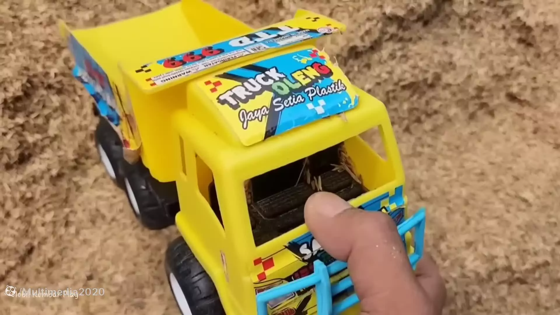 ماشین بازی کودکانه _ برنامه کودک اسباب بازی ماشین