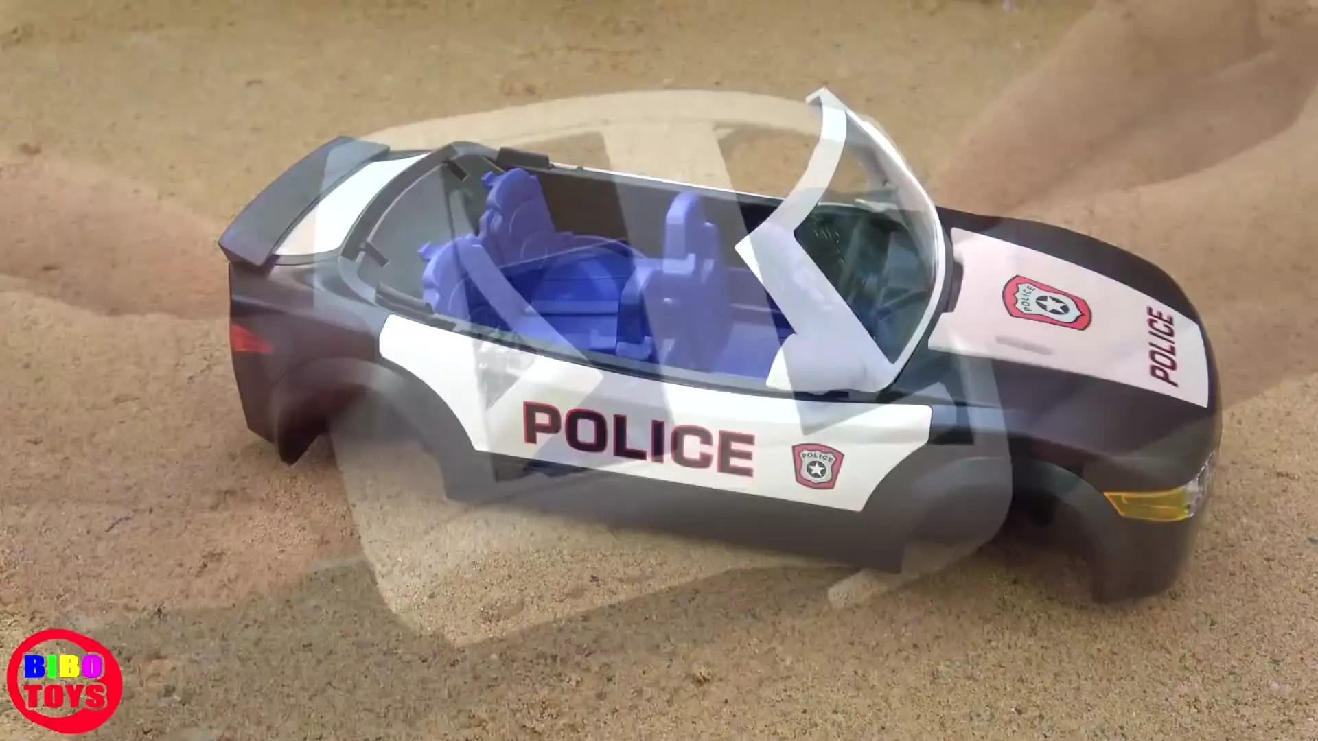ماشین بازی کودکانه - بازی با ماشین پلیس اسباب بازی - پلیس بازی کودکانه
