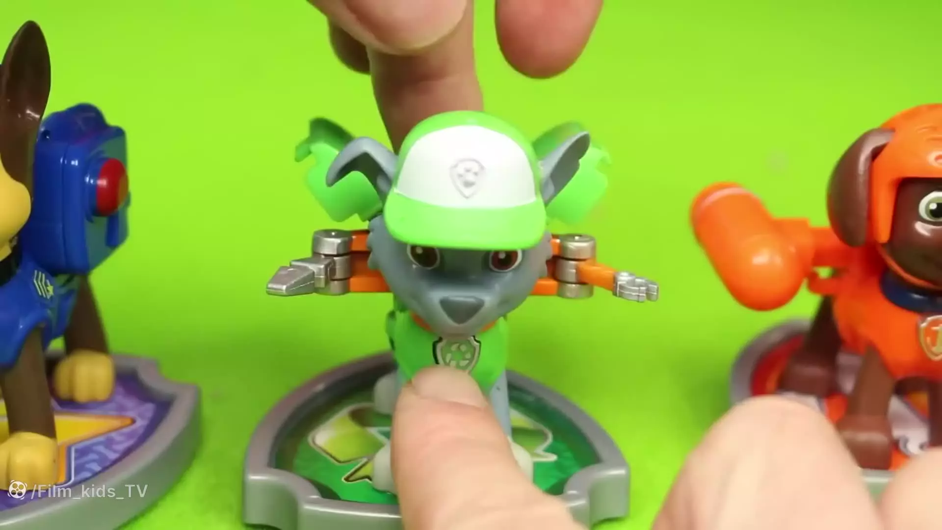 ماشین بازی کودکانه : اسباب بازی ها و بازی سرگرمی برای بچه ها