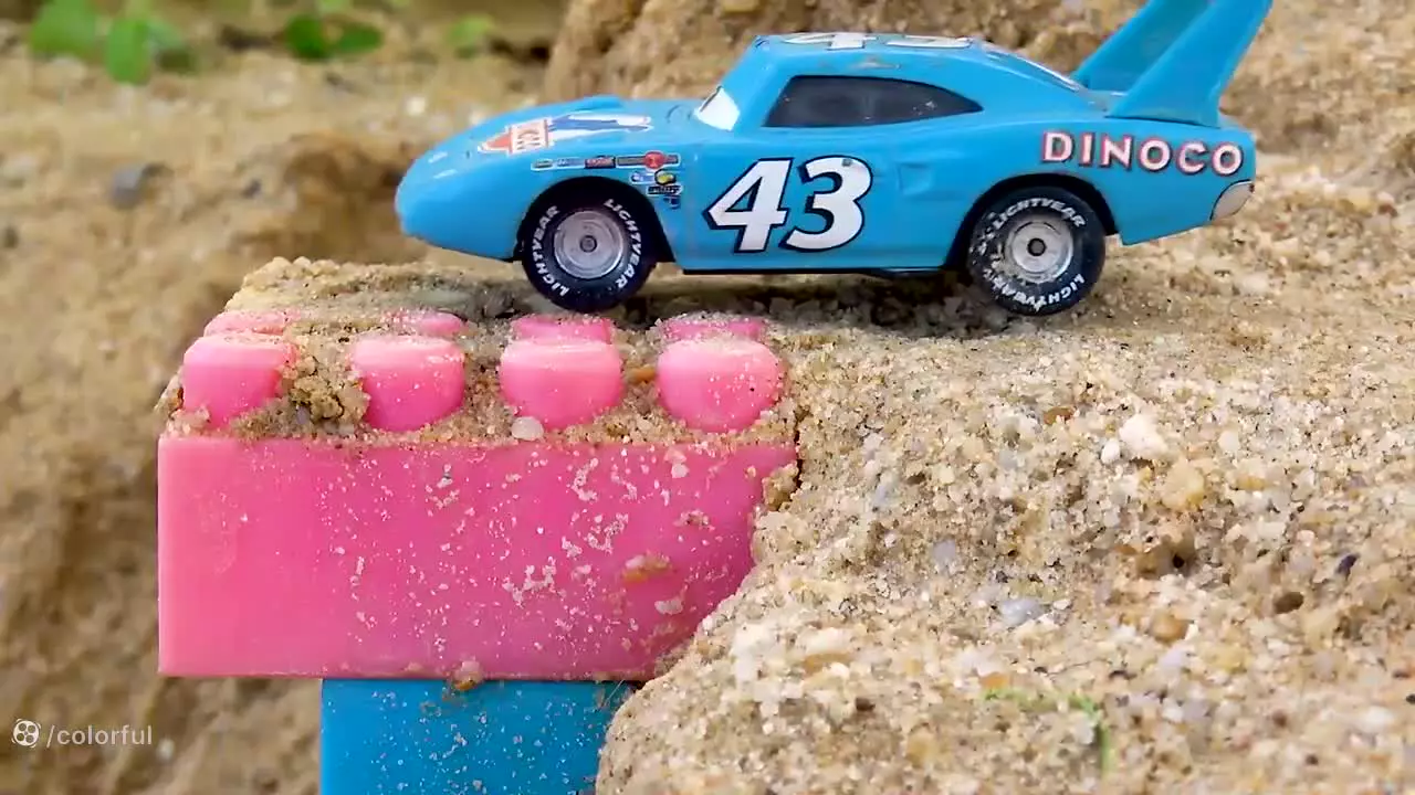 ماشین بازی کودکانه//اسباب بازی ماشین ها//اسباب بازی ماشین پلیس//کارتون ماشین