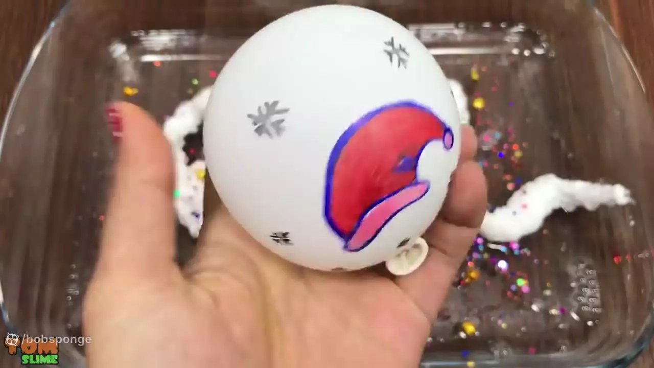 ساخت اسلایم با بادکنک های خنده دار کریسمس | چالش کریسمس اسلایم | اسلایم بازی