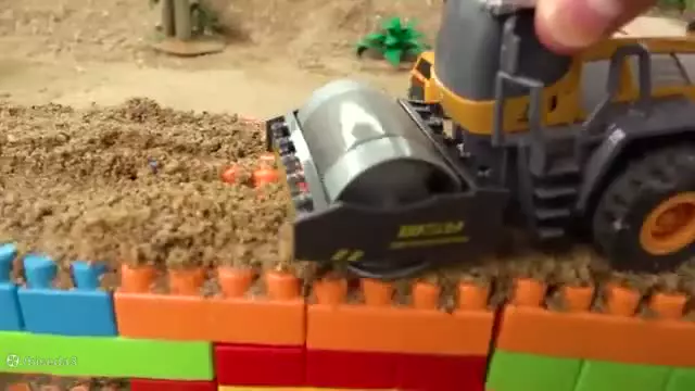 ماشین بازی خنده دار - ماشین اسباب بازی - ماشین بازی طولانی - ماشین بازی جدید