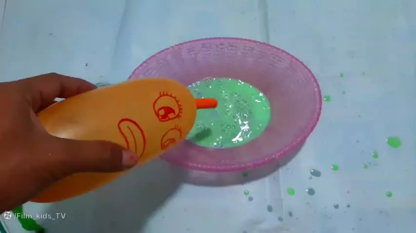 سرگرمی هنری | ساخت اسلایم رنگارنگ | بادکنک های خنده دار | اسلایم بازی