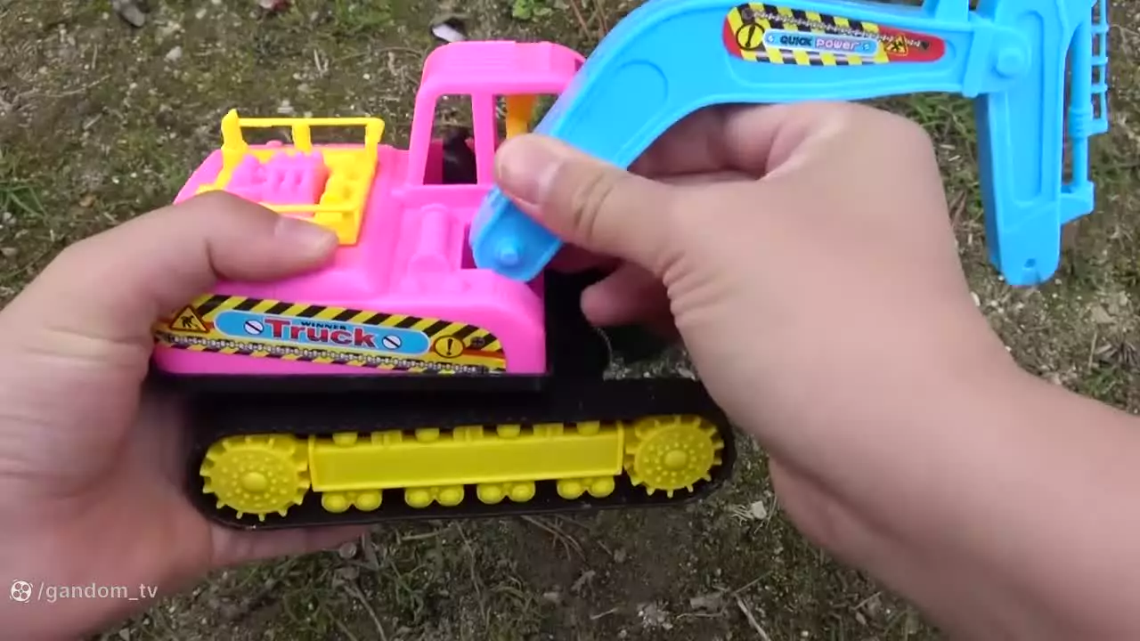 برنامه کودک اسباب بازی - ماشین بازی - داستان خنده دار بیل مکانیکی و کامیون