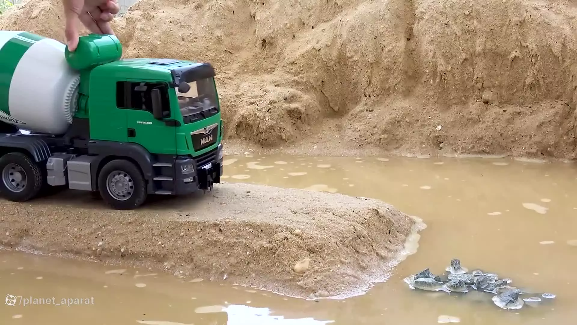 ماشین بازی کودکانه - داستان های خنده دار مک کویین - اسباب بازی برنامه کودک