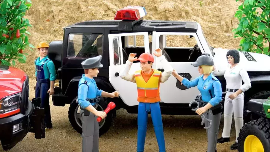 ماشین بازی کودکانه - ماشین پلیس وسایل اسباب بازی - برنامه کودک