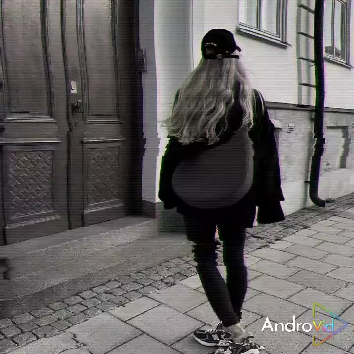 دانلود اهنگ می خوای نباشم از پویان جی سی