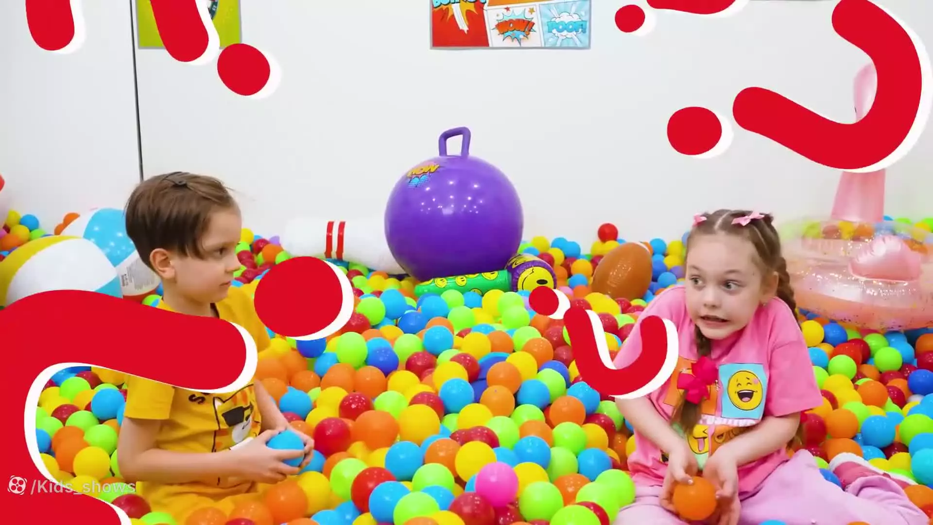 برنامه کودک دخترانه آیوا: لحظاتی پر از شادی و خلاقیت!