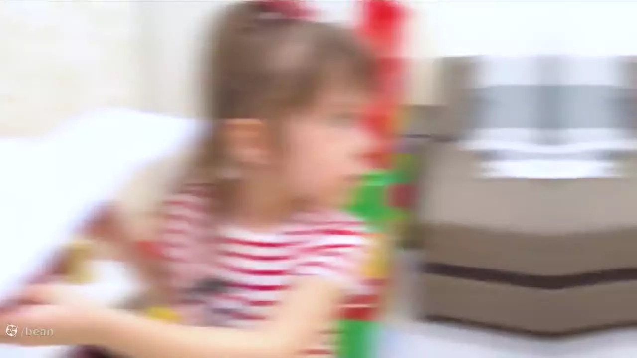 ماجراهای جدید ایوا و مامان: دنیای رنگارنگ کارتون کودکانه