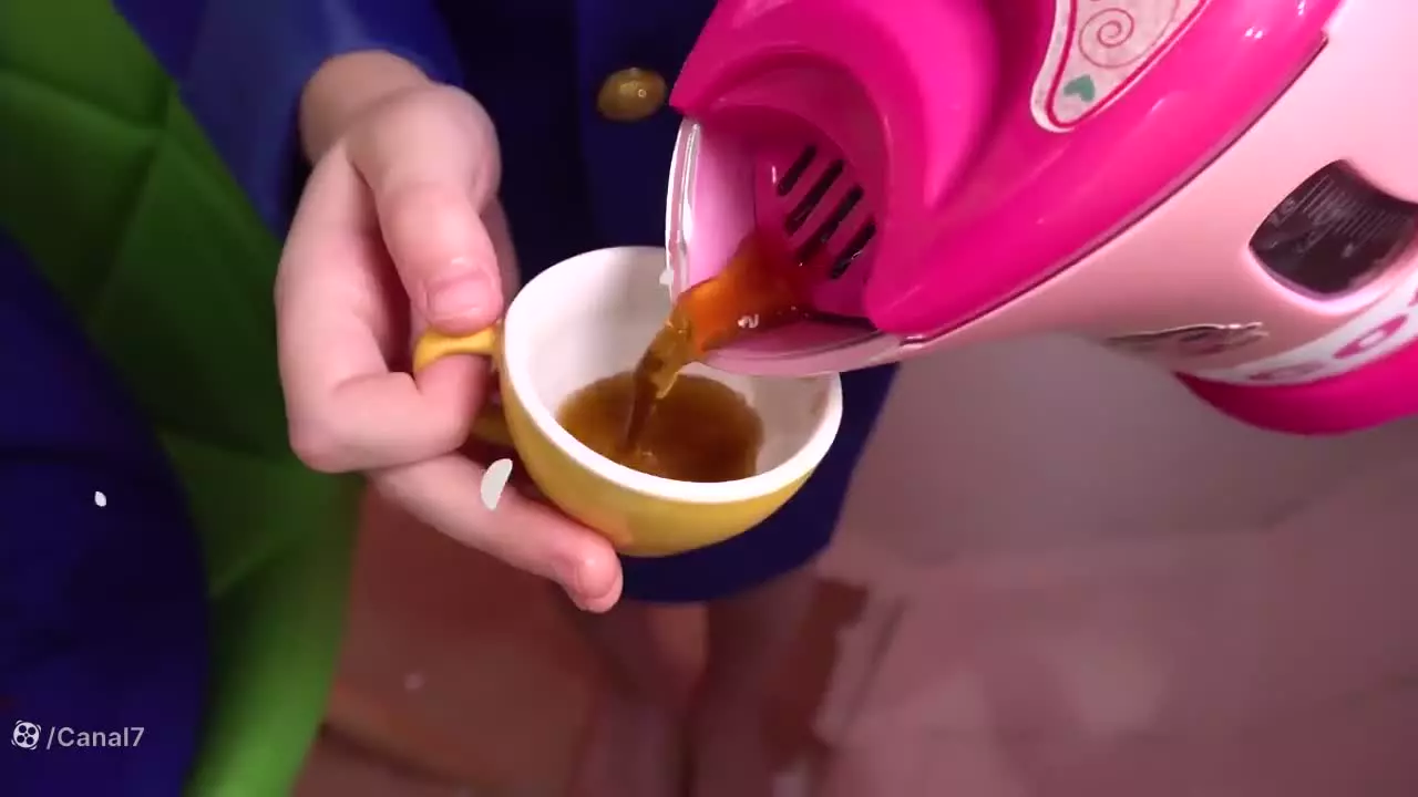 ایوا و مامان: سفری جالب در دنیای شاد هواپیماها