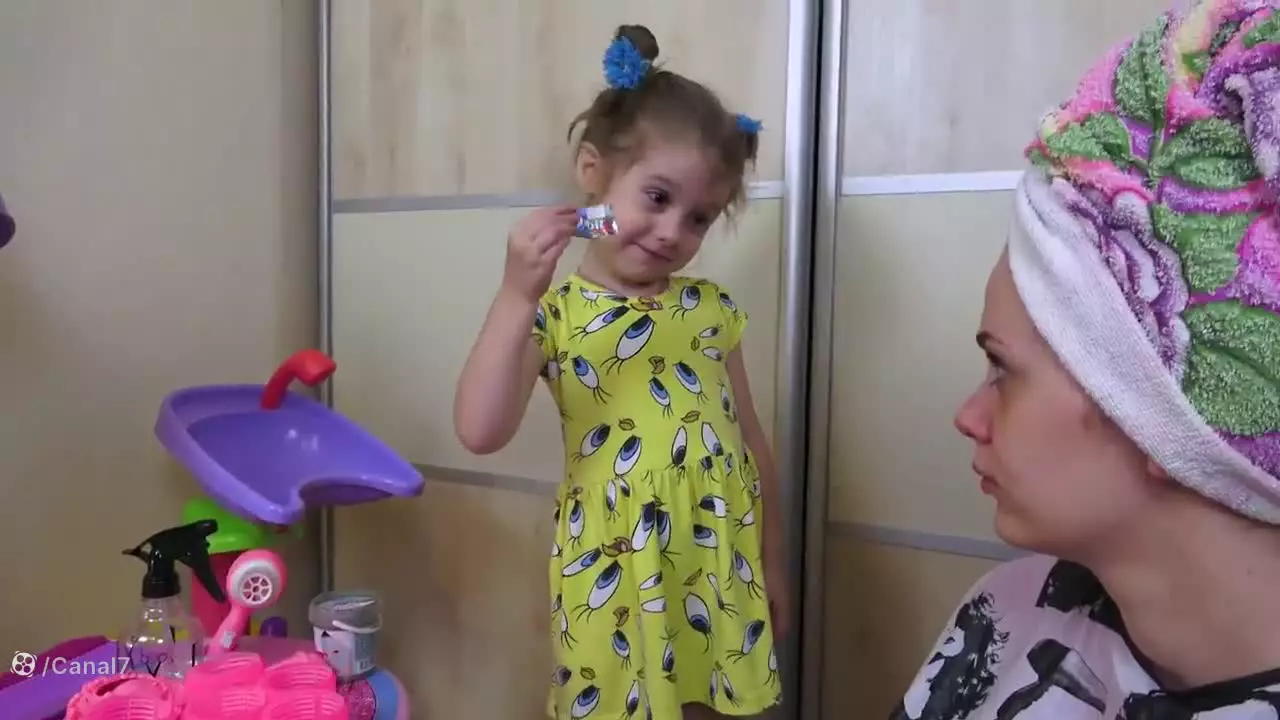 کارتون ایوا جدید: تجربه شگفت‌انگیز در سالن زیبایی