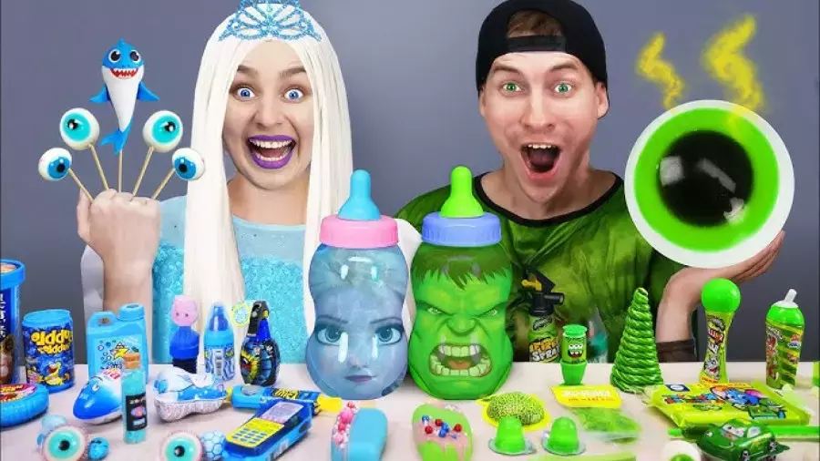 ماجراجویی در چالش موکبانگ: خوراکی‌های خوشمزه در انتظار شما!