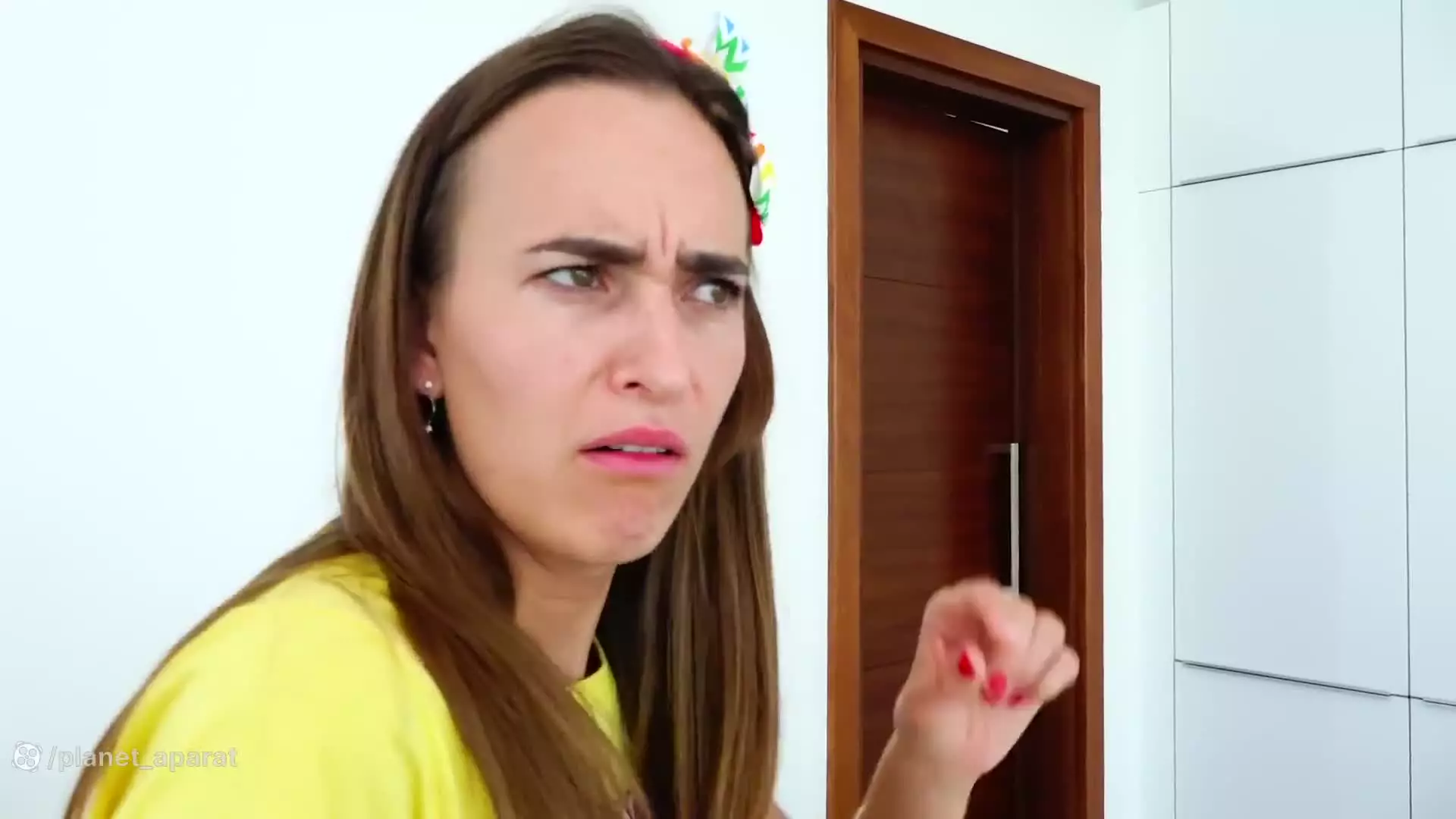 سرگرمی کودک - برنامه کودک ولاد و نیکی - ماسک های خنده دار -سرگرمی