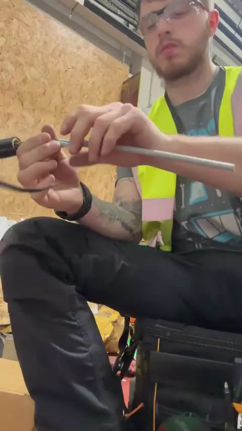 نصب عملی گلند کابل