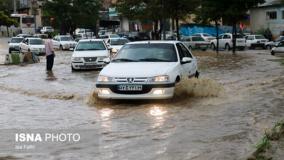 سیل در خیابان های شهرستان بهمئی (لیکک) استان کهگلویه و بویراحمد