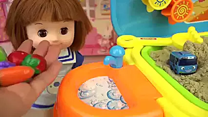 عروسک کوچولو و دنیای شن بازی: دانلود برنامه کودک هیجان‌انگیز!