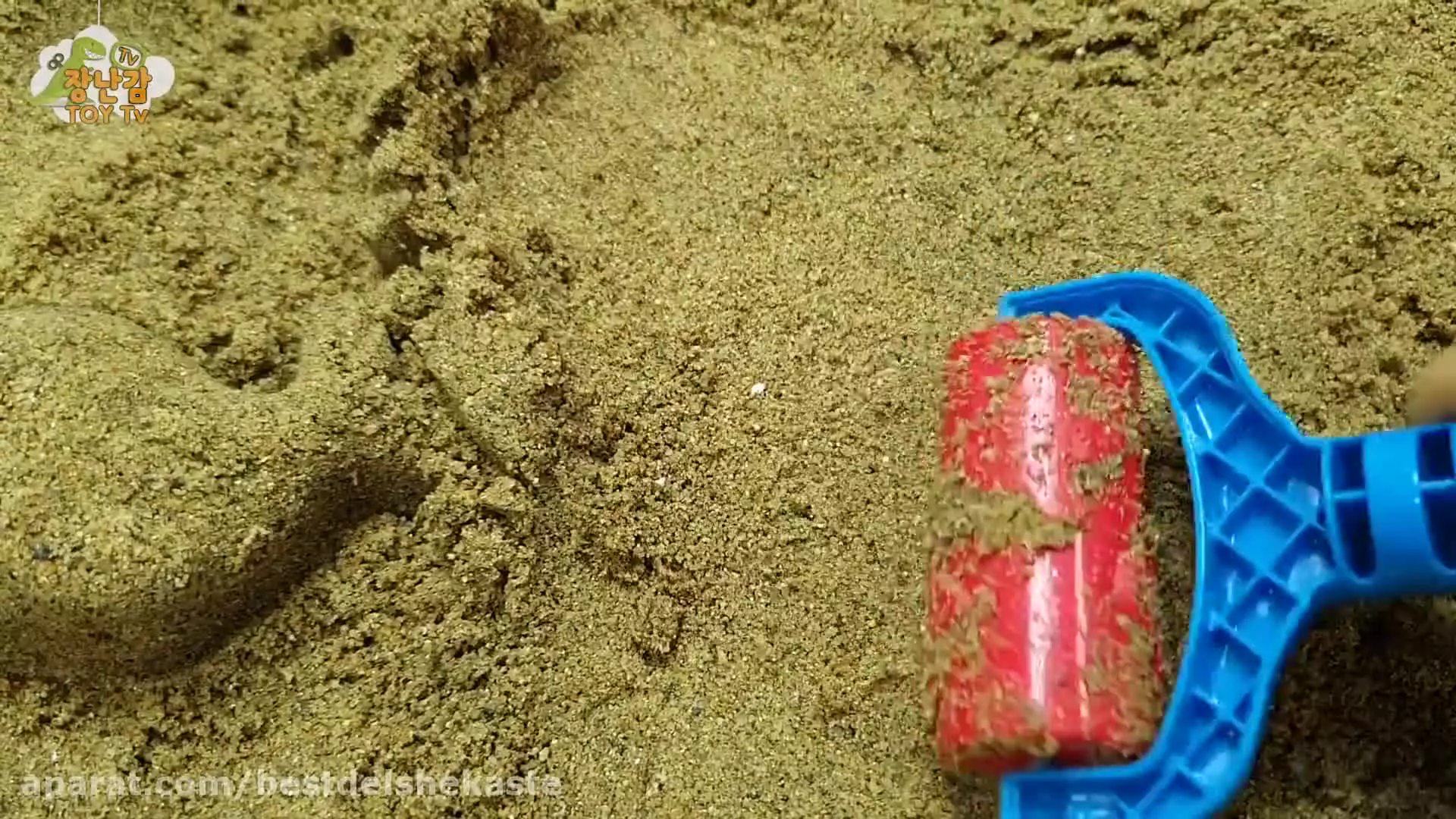 بازی‌های شنی کودکانه: ابزاری برای خلاقیت و یادگیری