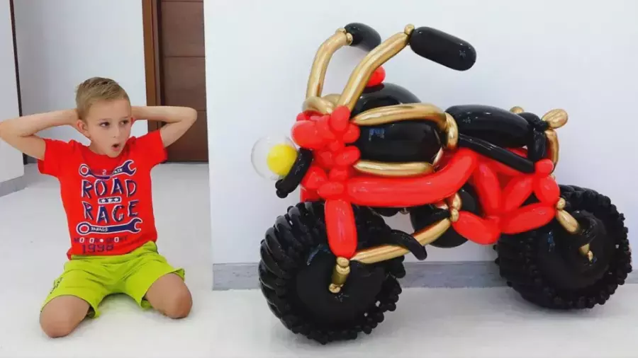 ولاد و نیکی - داستان های خنده دار با اسباب بازی ها - ولاد و نیکیتا