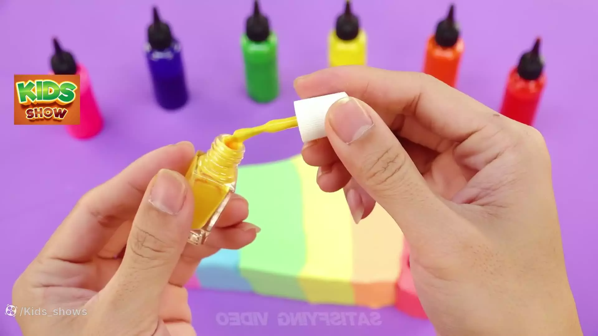 کودکان را با اسباب بازی شن و ماسه شکل پا سرگرم کنید!