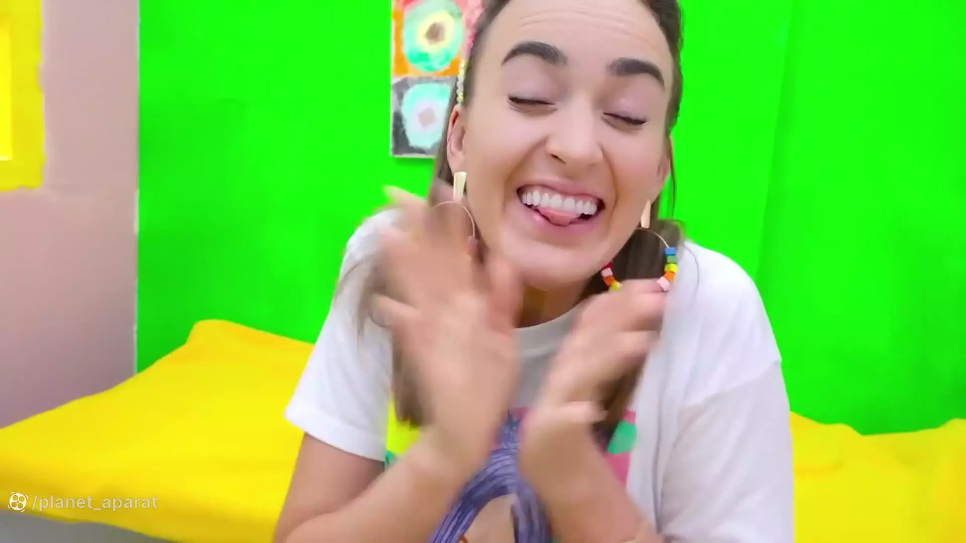 ولاد و نیکی. آشپزی کردن/چالش ورزشی خنده دار ولاد ونیکی