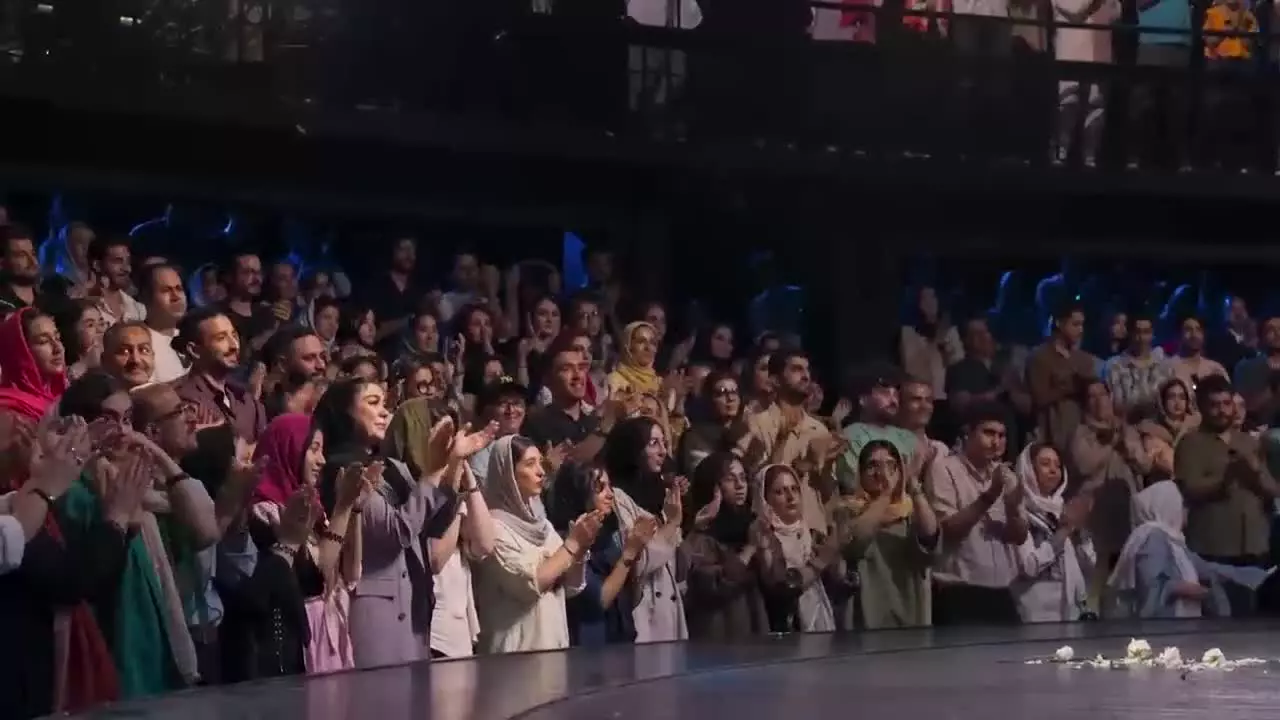 دانلود مسابقه کارناوال رامبد جوان قسمت ۲۲