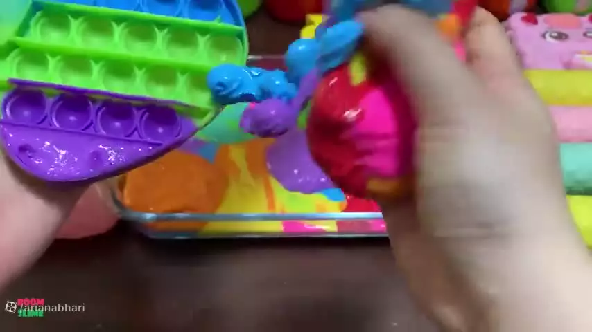 اسلایم رنگی شفاف و بامزه - خمیر رنگی و سرگرمی کودکانه - بازی و تفریح 2024