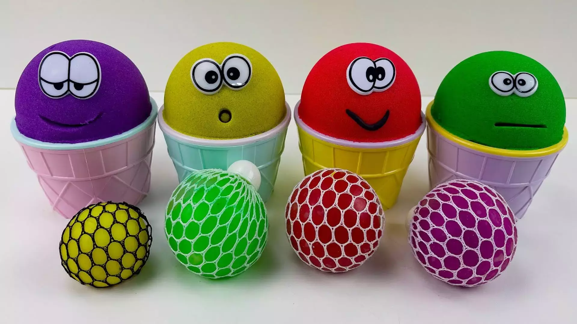 اسمر شن های جنبشی | کاپ کیک های رنگی با شن جنبشی