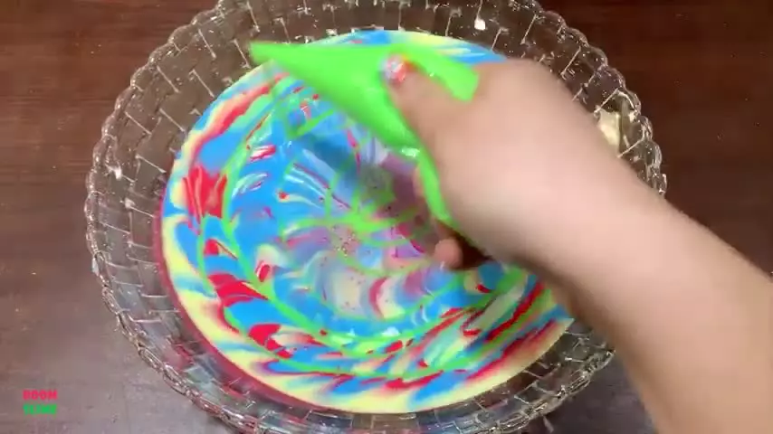 خمیر بازی - سرگرمی کودکانه - خمیر و سرگرمی - اسلایم شفاف - اسلایم رنگی بامزه