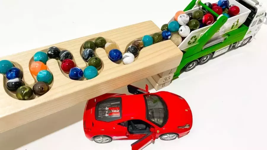 ماشین بازی تیله های رنگی ,ماشین اسباب بازی, ماشین بازی تیله ی رنگی