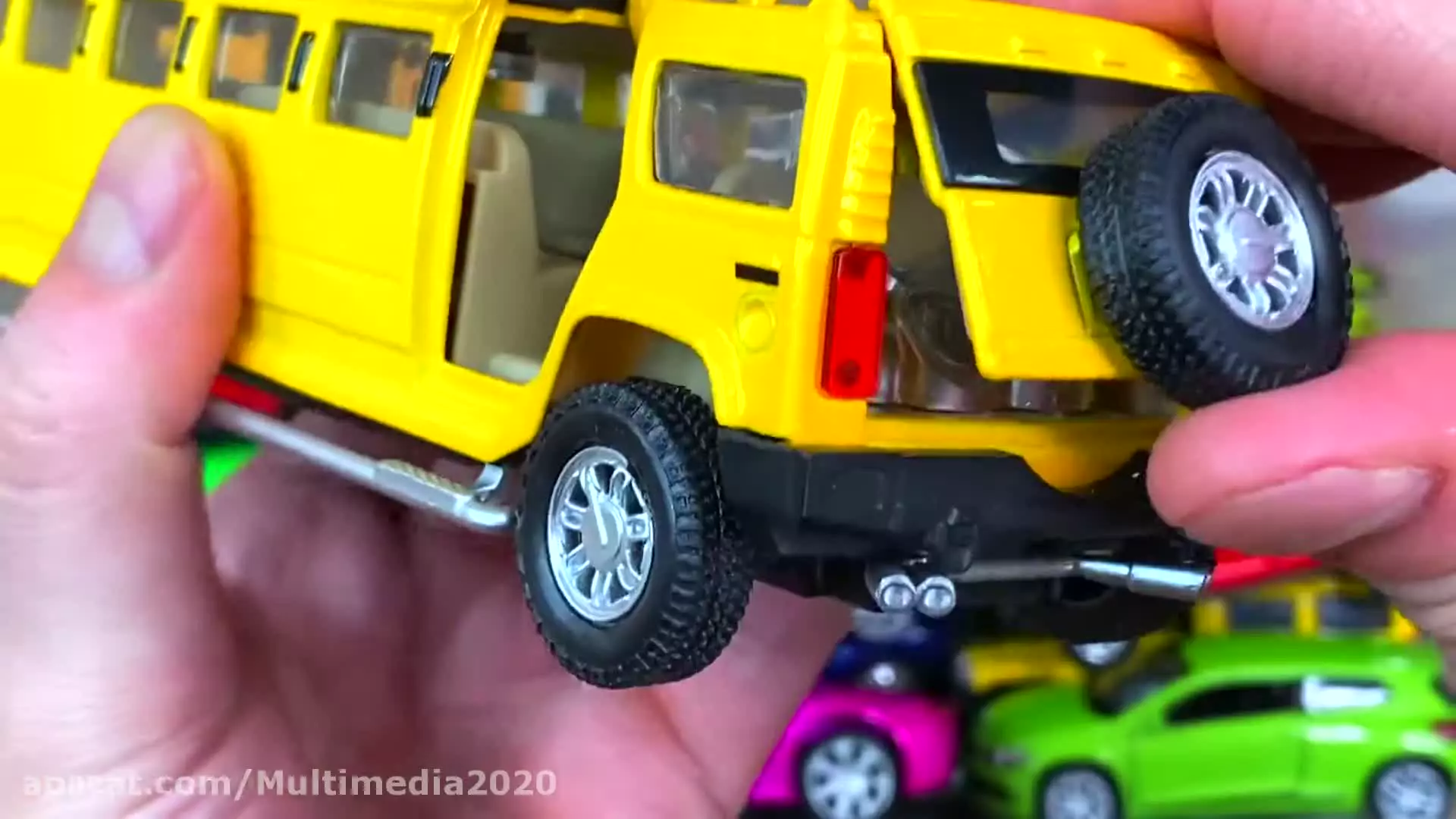 ماشین های رنگی _ اسباب بازی ماشین های رنگی