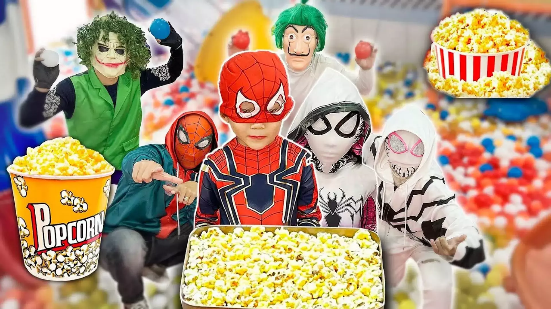 ابرقهرمانان در دنیای واقعی | مرد عنکبوتی در شهر بازی | درگیری جوکر و اسپایدرمن