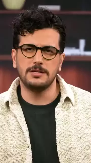 امیرحسین قیاسی و شوخی با سوغاتی شهرها