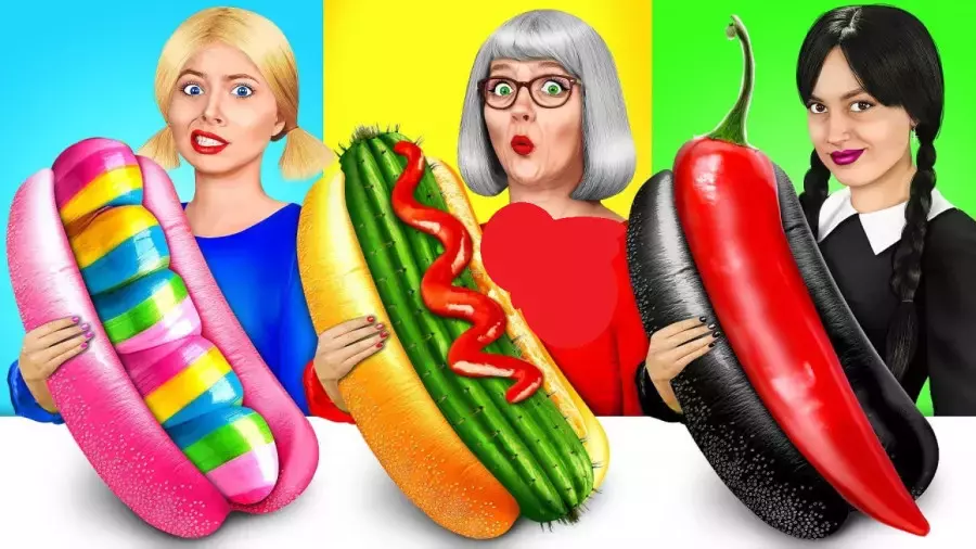 چالش اسمر فود؛ خوردن غذاهای ترد و خوشمزه